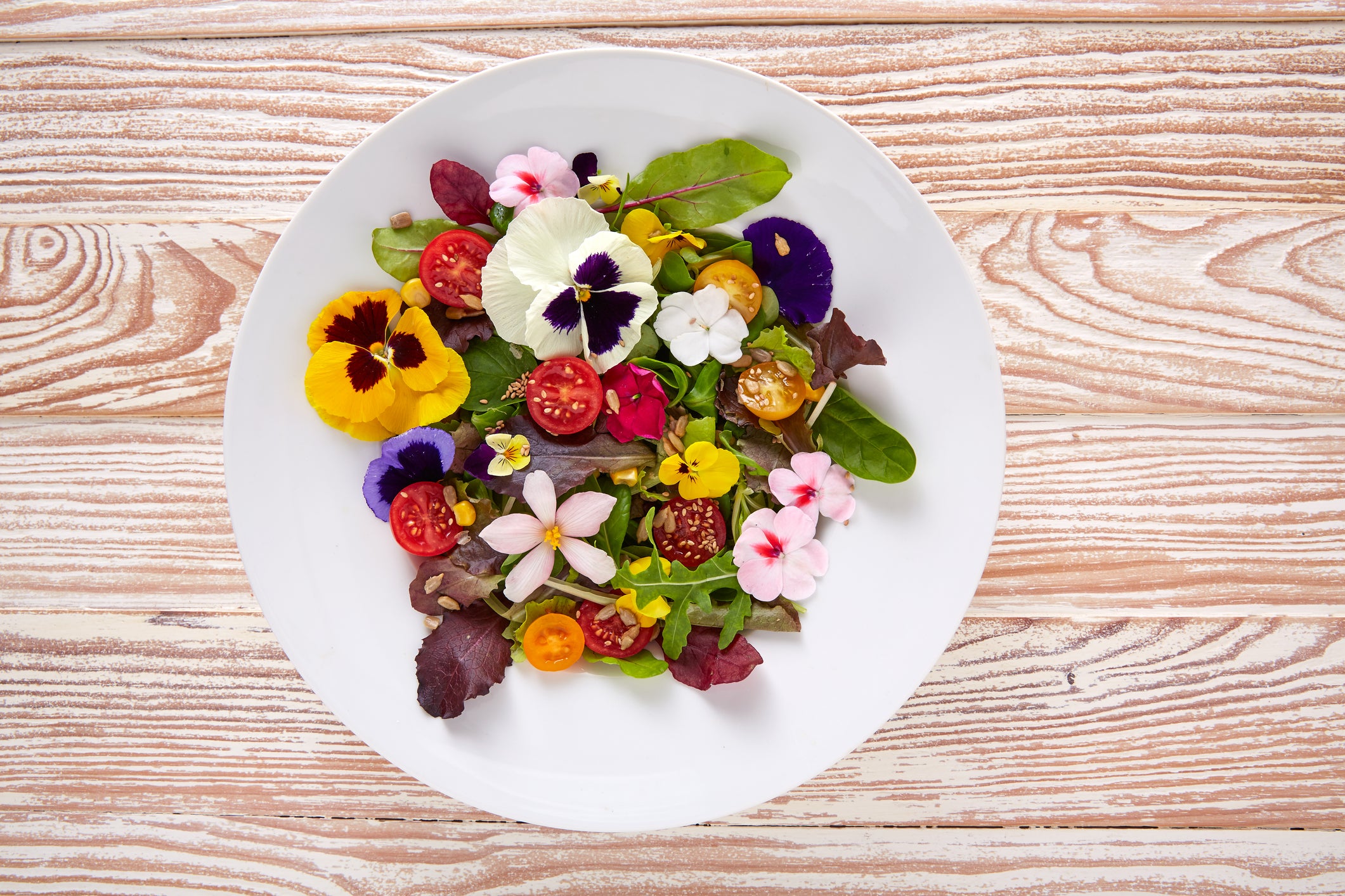 11 Common Edible Flowers – ēdn